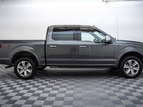 Used 2019 Ford F150 Platinum w/ Equipment Group 701A Luxury AWD/4WD image 4