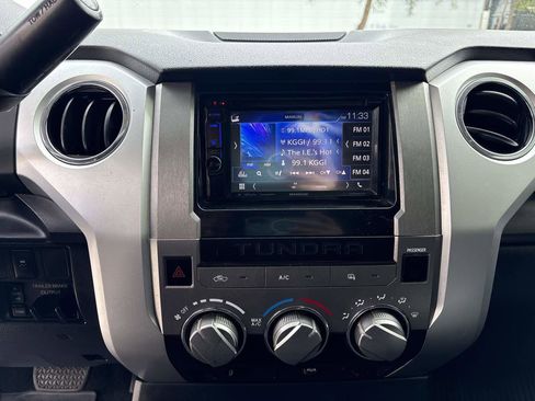 Used 2017 Toyota Tundra SR5 image 28