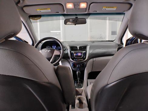 Used 2016 Hyundai Accent SE FWD image 15