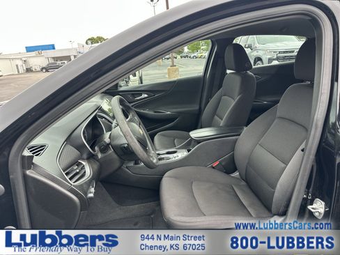 Used 2024 Chevrolet Malibu LT FWD image 11