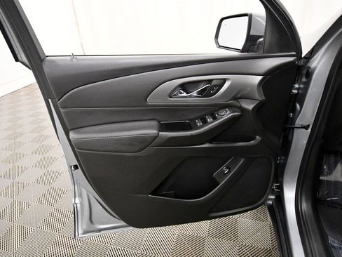 Used 2023 Chevrolet Traverse LT w/ LPO, Floor Liner Package AWD/4WD image 13