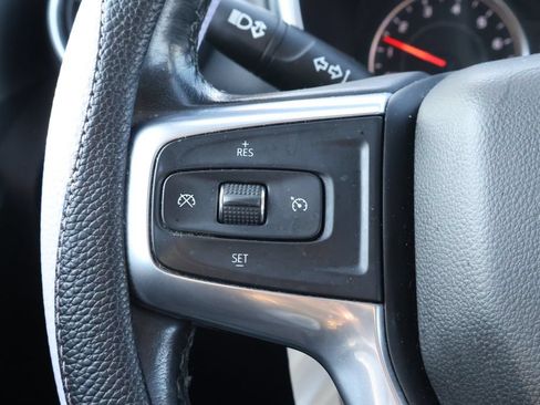 Used 2020 Chevrolet Blazer LT FWD image 18