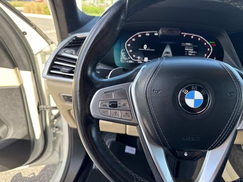 Used 2021 BMW X7 xDrive40i w/ Premium Package image 30
