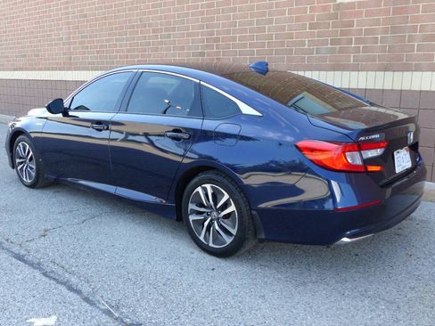 Used 2019 Honda Accord Hybrid image 7