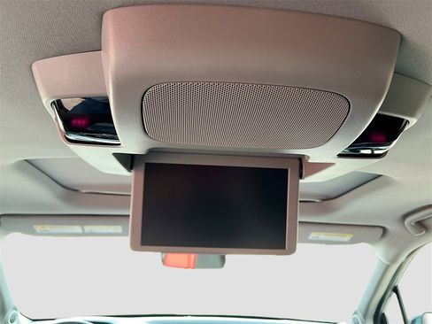 Used 2022 Honda Pilot Elite image 27