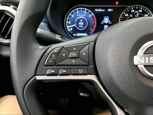 New 2025 Nissan Versa SV w/ Trunk Package FWD image 22
