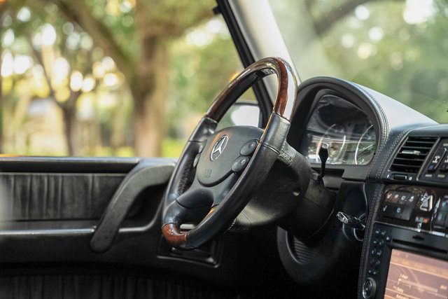 Used 2012 Mercedes-Benz G 550 image 27