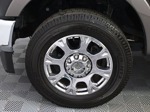 Used 2022 Ford F250 Lariat w/ Lariat Ultimate Package AWD/4WD image 20