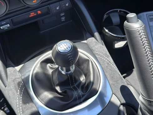 New 2026 MAZDA MX-5 Miata RF Club w/ Interior Package RWD image 19