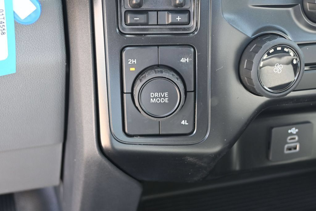 New 2026 Ford F550 4x4 Supercab Super Duty image 18