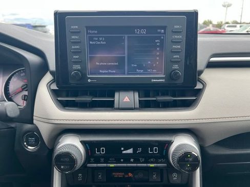 Used 2022 Toyota RAV4 XLE w/ Convenience Package AWD/4WD image 17