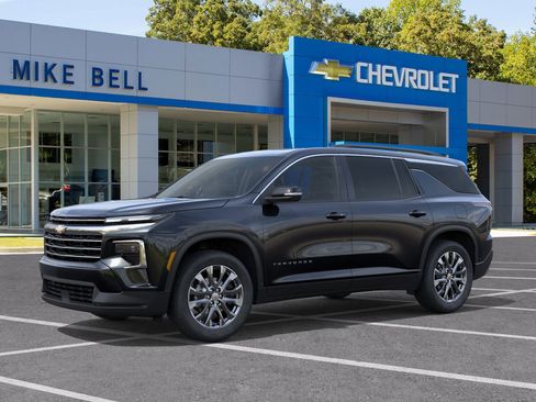 New 2026 Chevrolet Traverse LT image 2