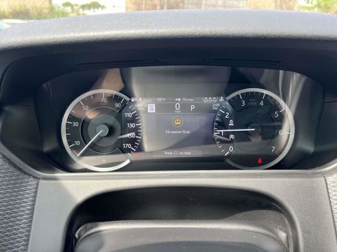 Used 2021 Land Rover Range Rover Velar S AWD/4WD image 23