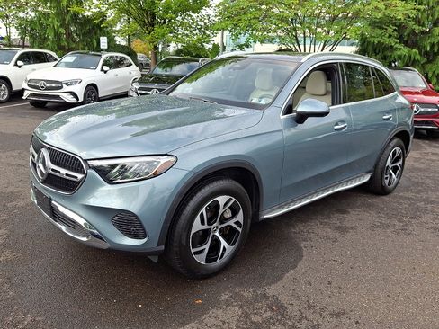 Certified 2025 Mercedes-Benz GLC 350e 4MATIC image 3