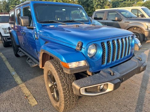 Used 2021 Jeep Gladiator Sport AWD/4WD image 18