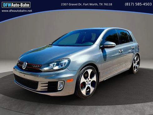Used 2011 Volkswagen Golf 4-Door FWD image 1