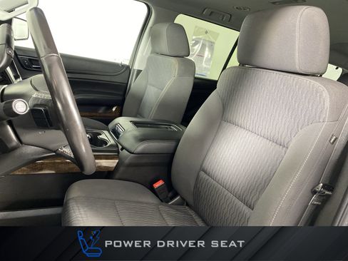 Used 2018 Chevrolet Suburban LS w/ All-Season Package image 14