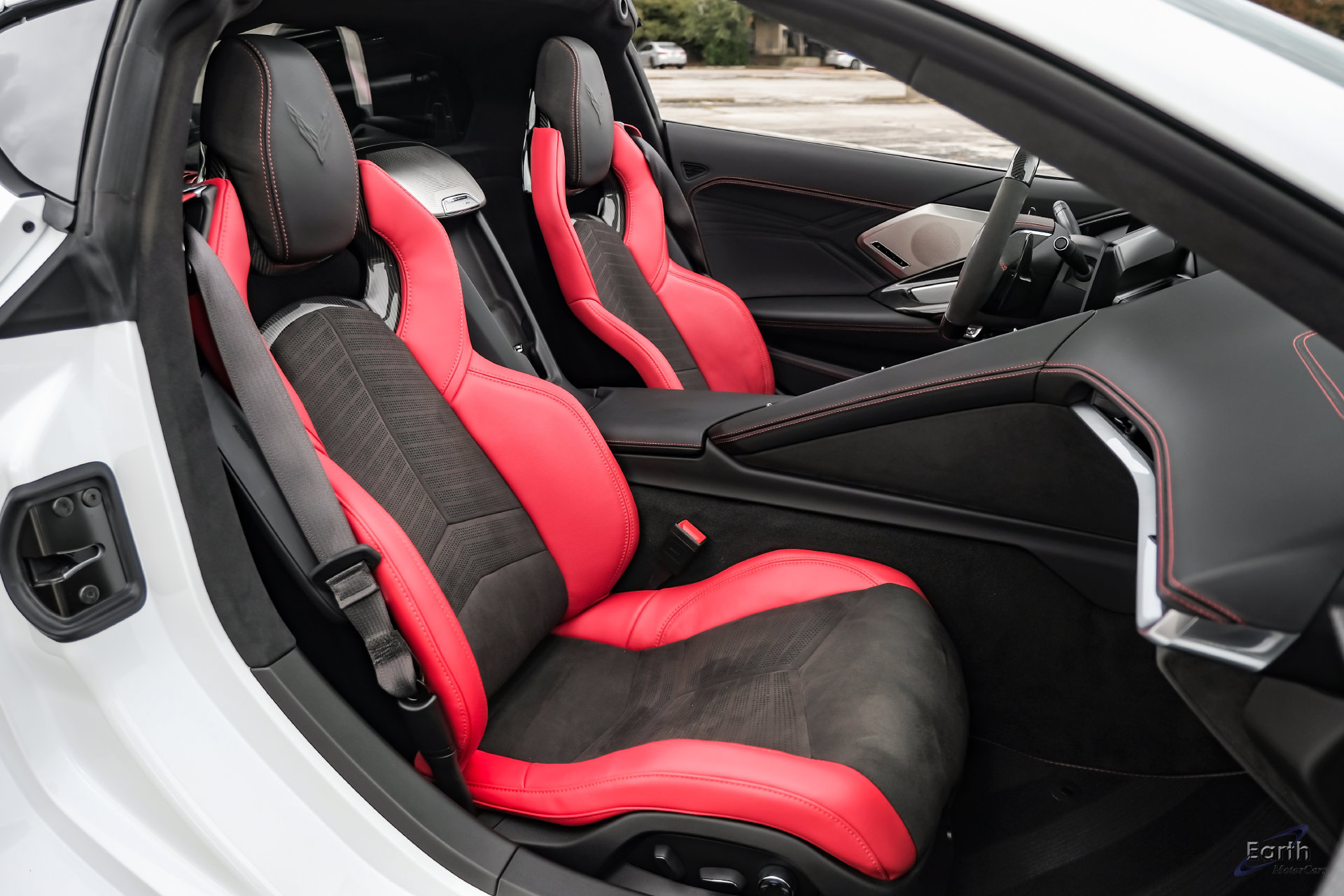 Used 2024 Chevrolet Corvette Z06 w/ Z07 Performance Package RWD image 69