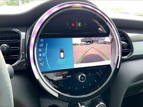 Certified 2024 MINI Cooper 4-Door Hardtop image 22