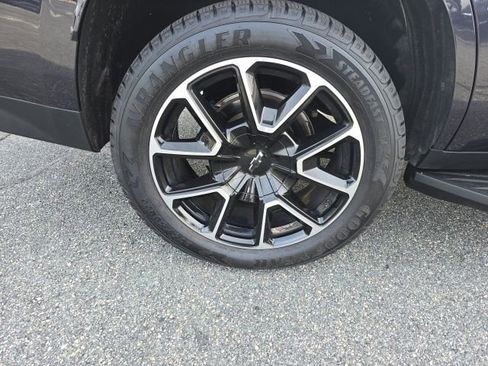 Used 2022 Chevrolet Tahoe RST w/ Luxury Package image 9