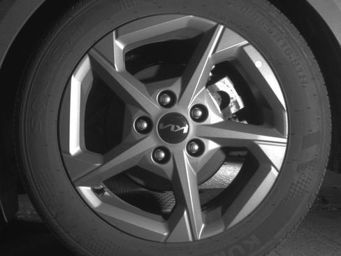 Used 2025 Kia K4 FWD image 14
