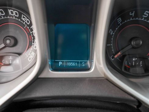 Used 2010 Chevrolet Camaro SS image 30