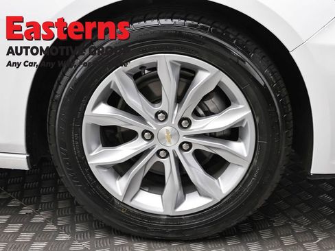 Used 2024 Chevrolet Malibu LT FWD image 30