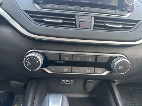 Used 2025 Nissan Altima 2.5 S image 20