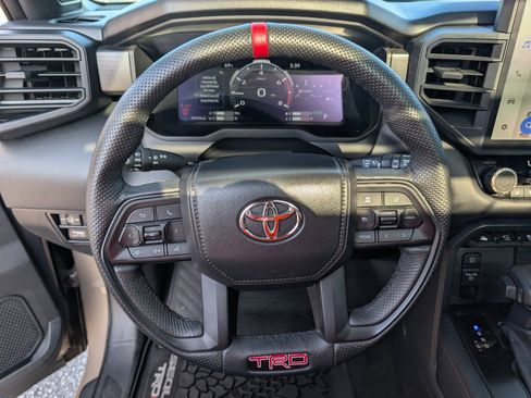 Used 2025 Toyota Sequoia TRD Pro AWD/4WD image 22