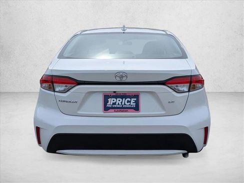 Used 2020 Toyota Corolla LE FWD image 6