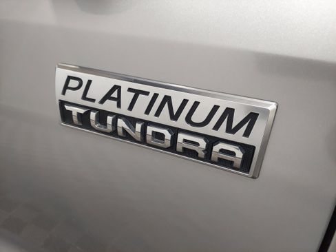 Used 2016 Toyota Tundra Platinum image 5