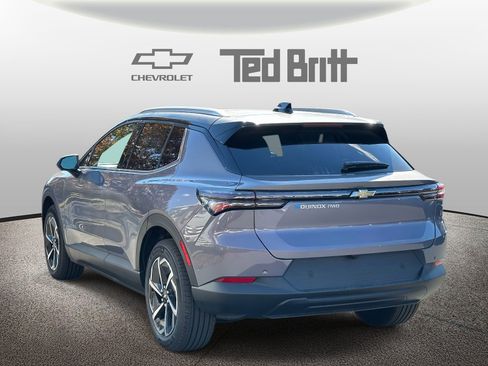 New 2026 Chevrolet Equinox EV LT image 6