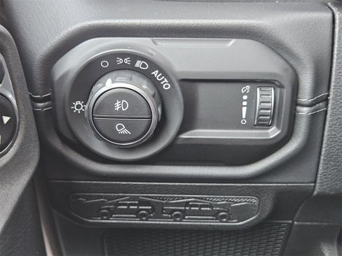 New 2025 Jeep Gladiator Sport image 23