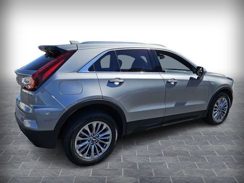 Certified 2024 Cadillac XT4 Premium Luxury FWD image 5