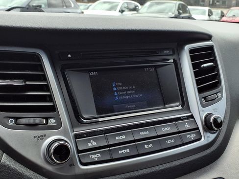 Used 2017 Hyundai Tucson Sport FWD image 6