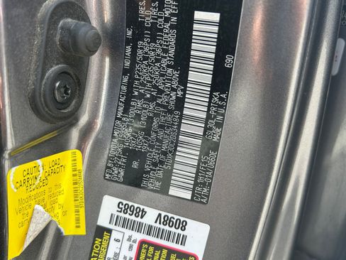 Used 2013 Toyota Sienna SE FWD image 35