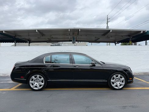 Used 2008 Bentley Flying Spur Flying Spur AWD/4WD image 2
