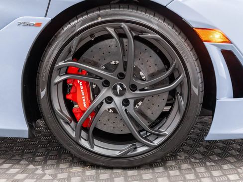 New 2026 McLaren 750S RWD image 43