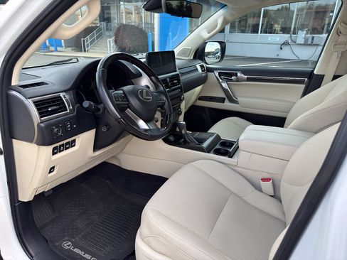 Used 2023 Lexus GX 460 Premium AWD/4WD image 25