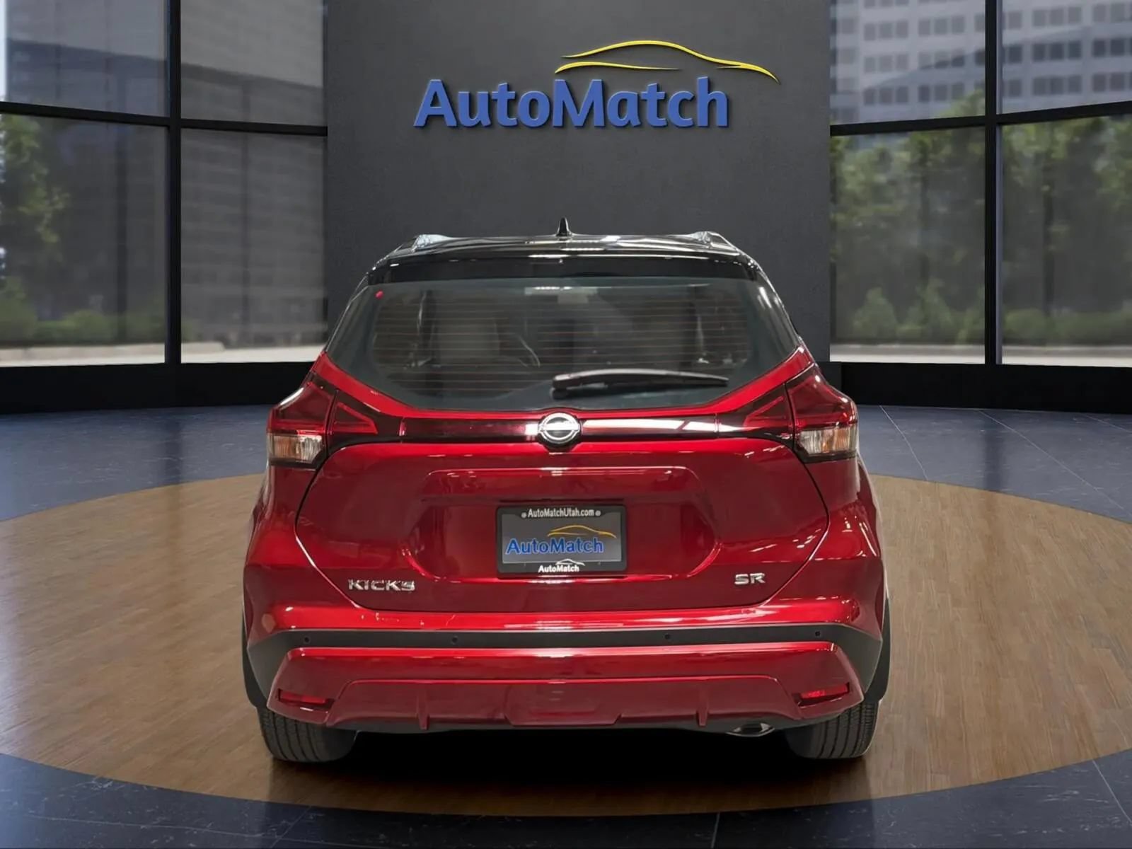 Used 2023 Nissan Kicks SR w/ SR Premium Package FWD image 10