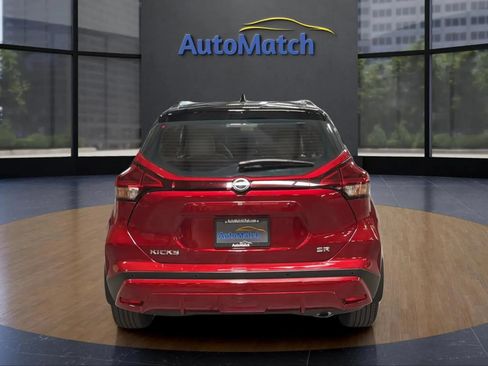 Used 2023 Nissan Kicks SR w/ SR Premium Package FWD image 10