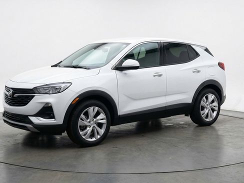 Used 2025 Buick Encore GX Preferred FWD image 3