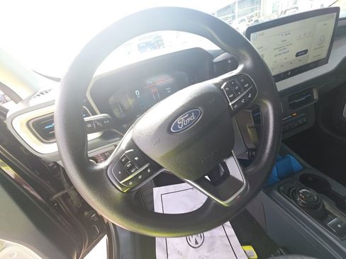 Used 2025 Ford Maverick XLT w/ Equipment Group 302A image 16