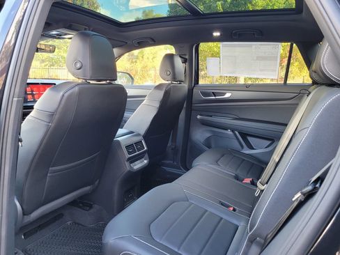 New 2025 Volkswagen Atlas Cross Sport SEL AWD/4WD image 14