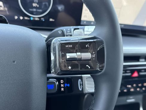 New 2026 Hyundai Ioniq 9 SE image 11