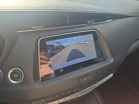 Used 2022 Cadillac XT4 Premium Luxury w/ Cold Weather Package image 25