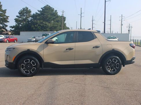 Used 2023 Hyundai Santa Cruz SEL FWD image 3
