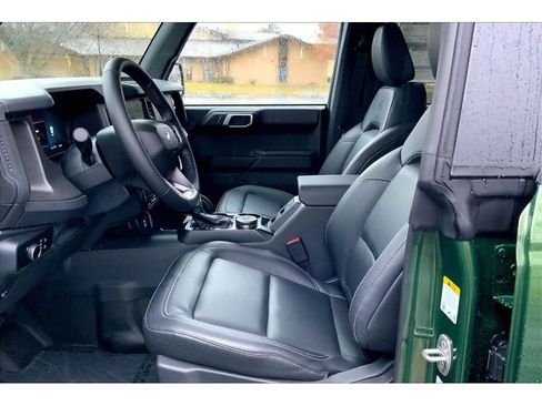 New 2025 Ford Bronco Badlands w/ Sasquatch Package image 10