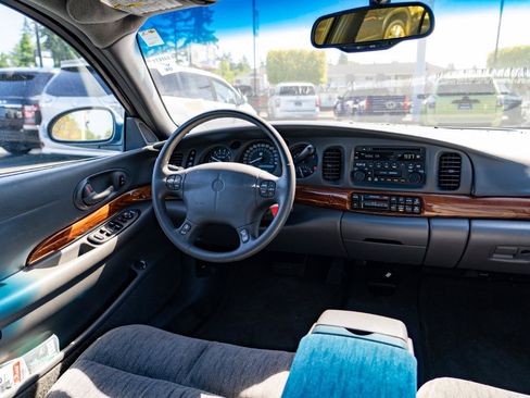 Used 2002 Buick Le Sabre Custom w/ Luxury Pkg FWD image 24