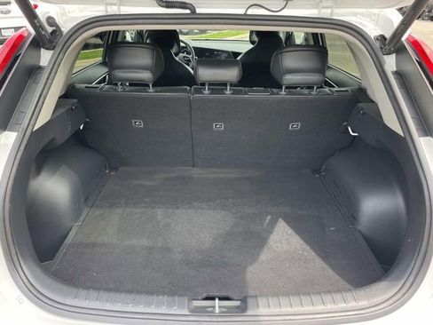 Used 2023 Kia Niro Wave FWD image 34